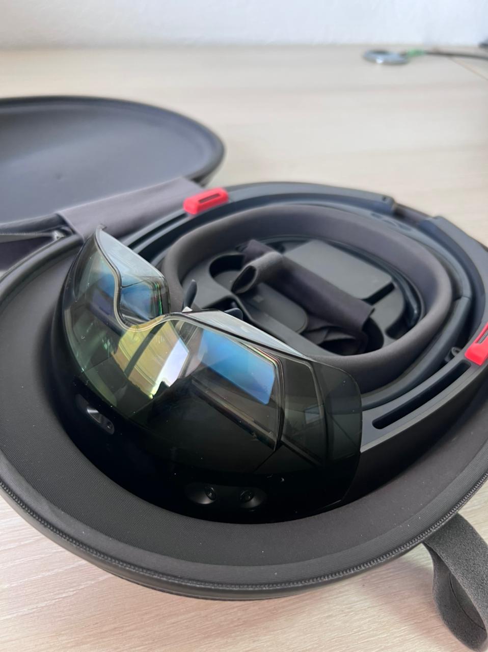 Очки Microsoft Hololens (б/у)
